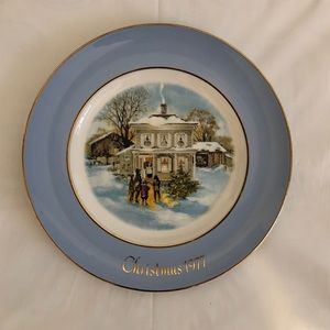 “Carollers in the Snow” Christmas Plate 1977